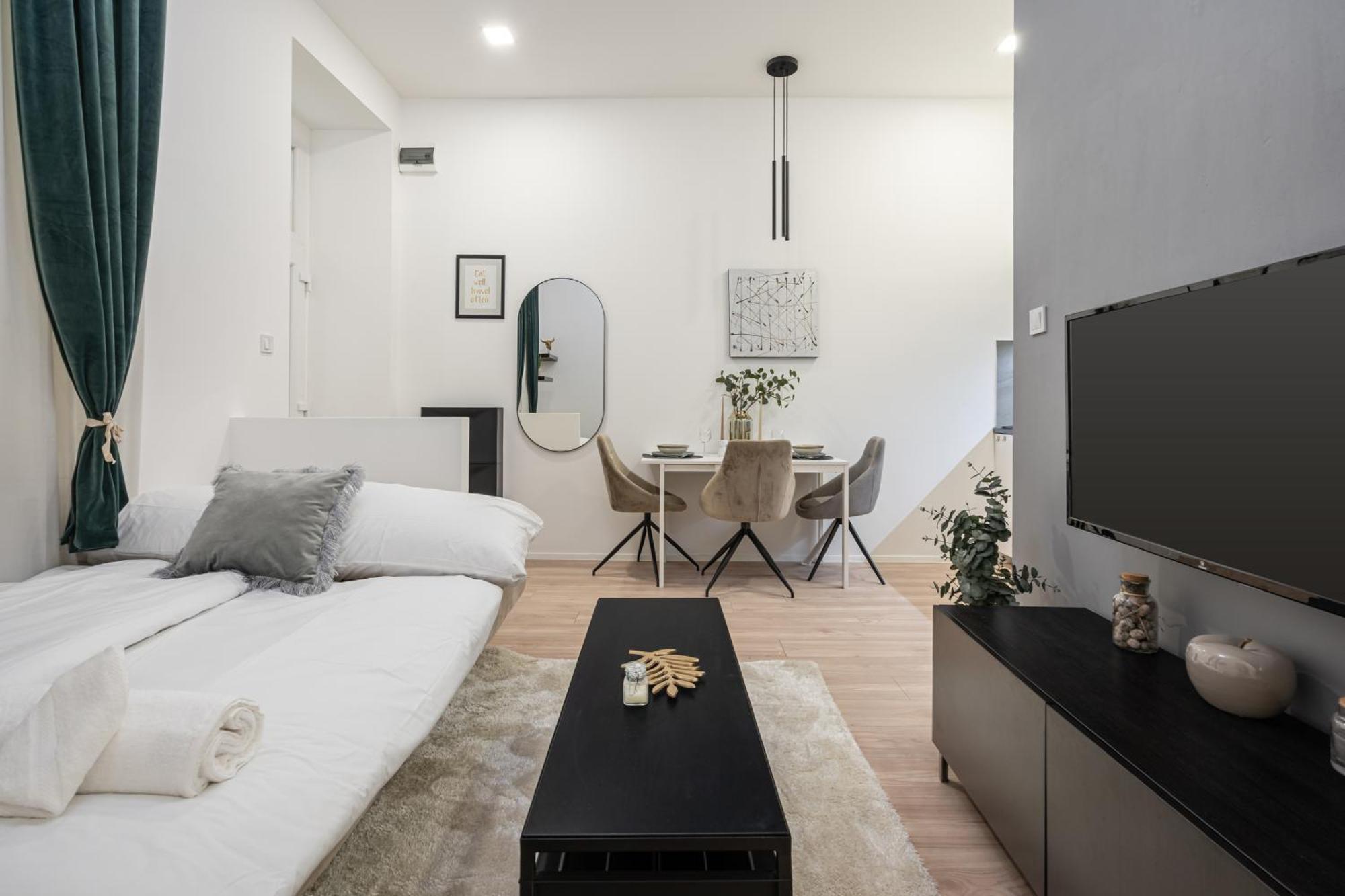 Kl31 - Urban Escape - Prime Location - Klauzal Square By Bqa Apartment Budapest Exterior photo