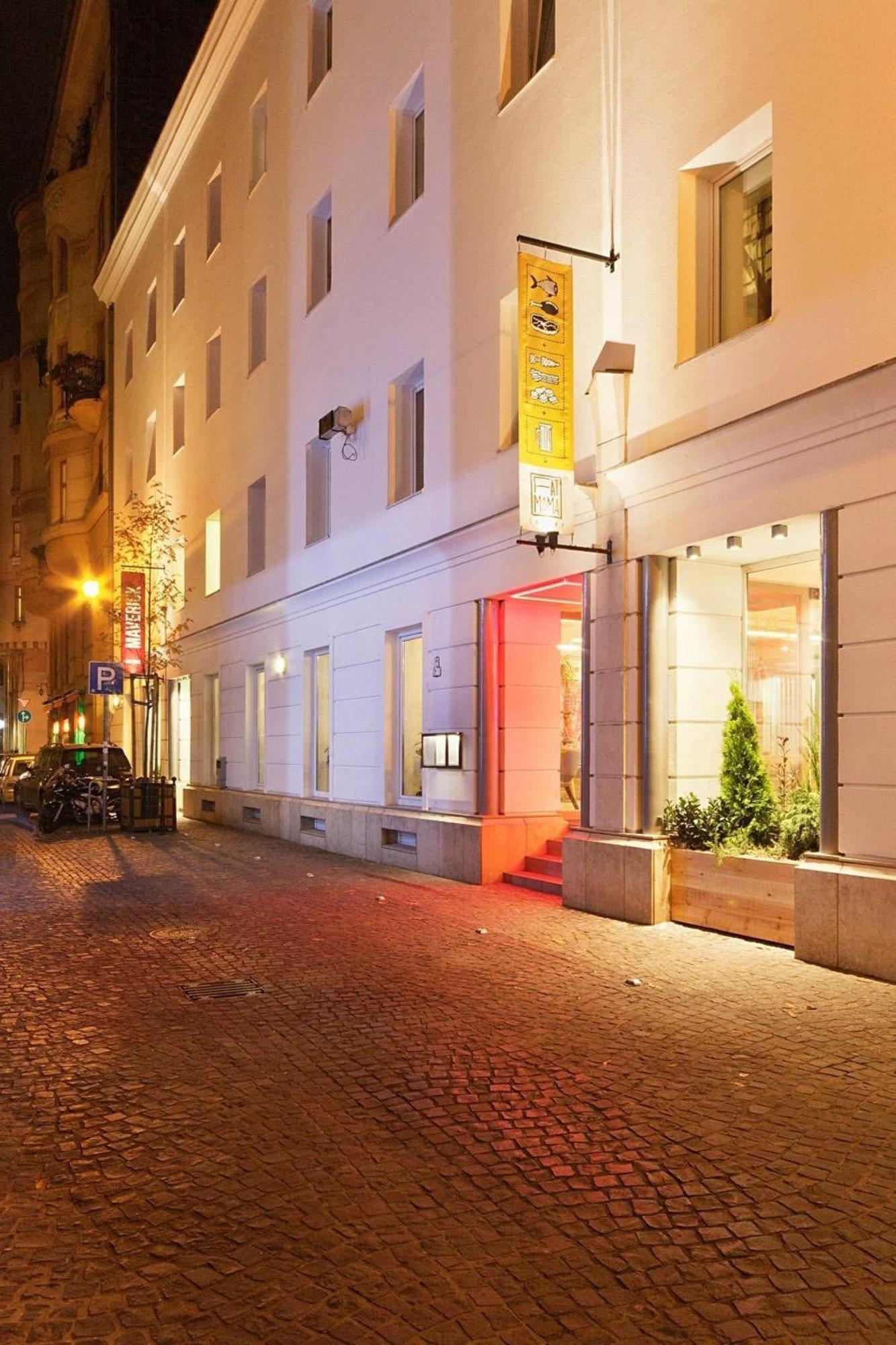 Kl31 - Urban Escape - Prime Location - Klauzal Square By Bqa Apartment Budapest Exterior photo