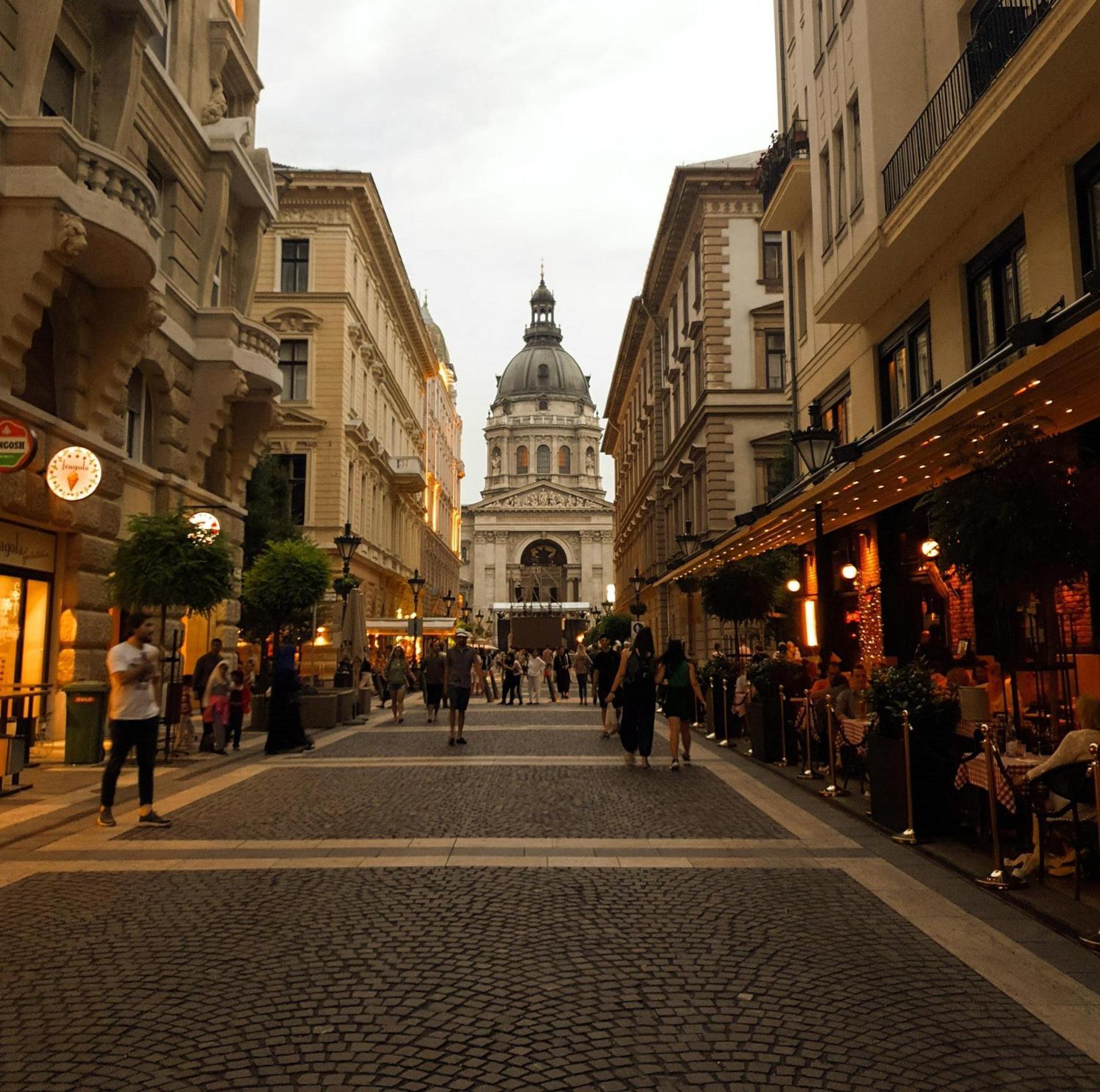 Kl31 - Urban Escape - Prime Location - Klauzal Square By Bqa Apartment Budapest Exterior photo